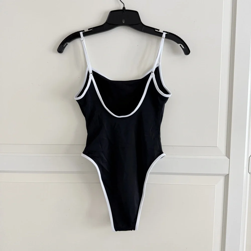 New! PINK by Frankie's Bikinis Black One Piece Swimsuit Size Small 41833